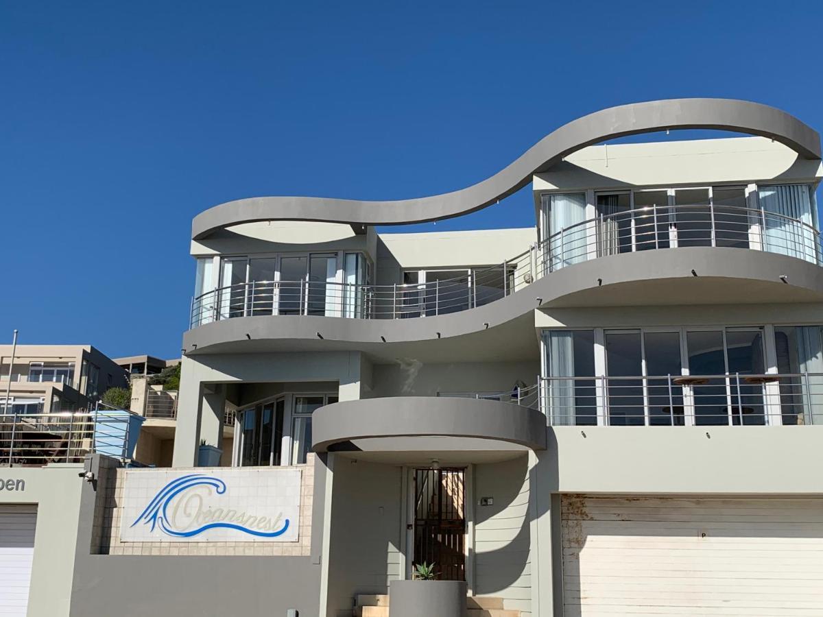 Oceansnest Guest House Bloubergstrand Bagian luar foto