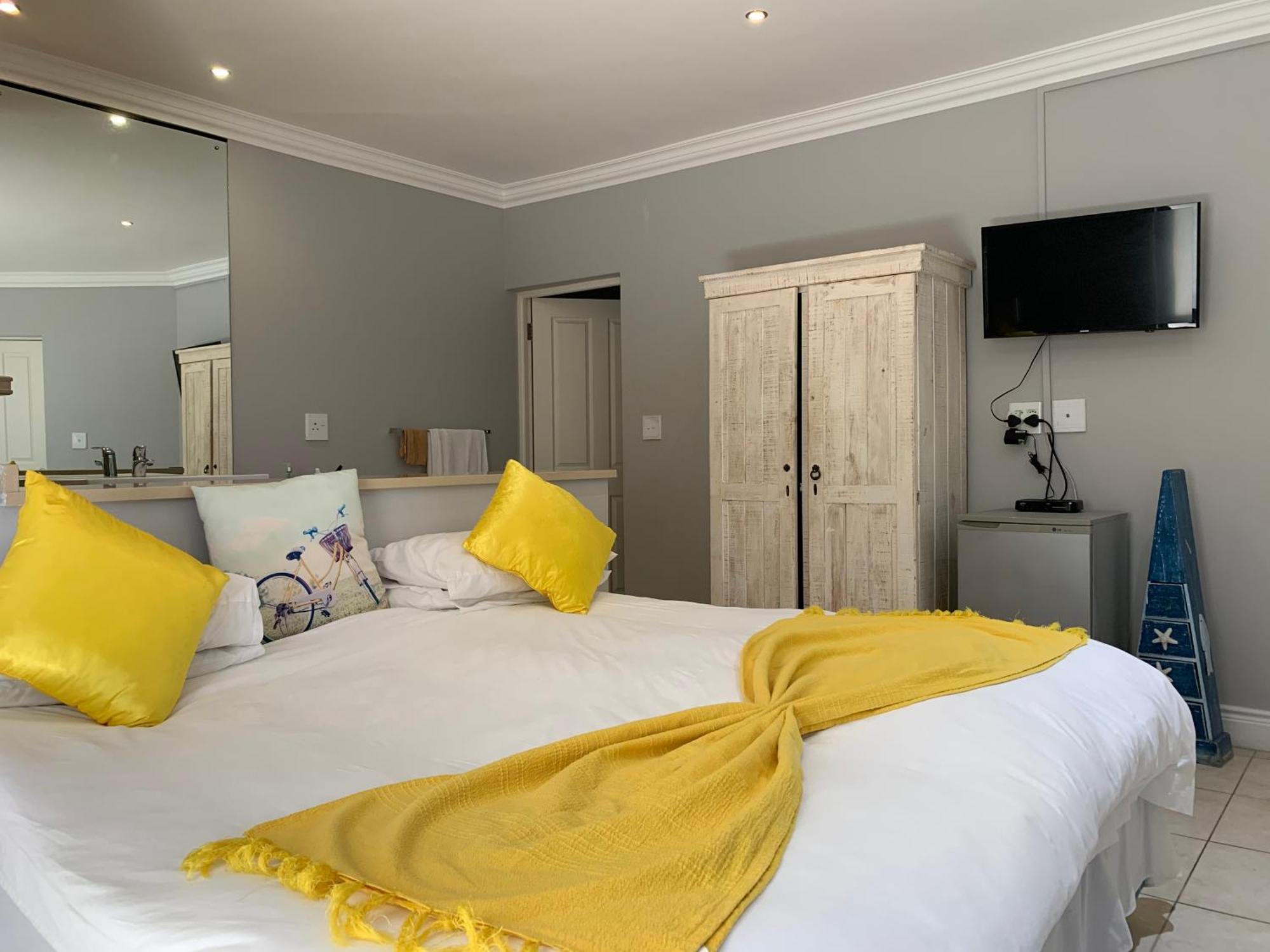 Oceansnest Guest House Bloubergstrand Bagian luar foto