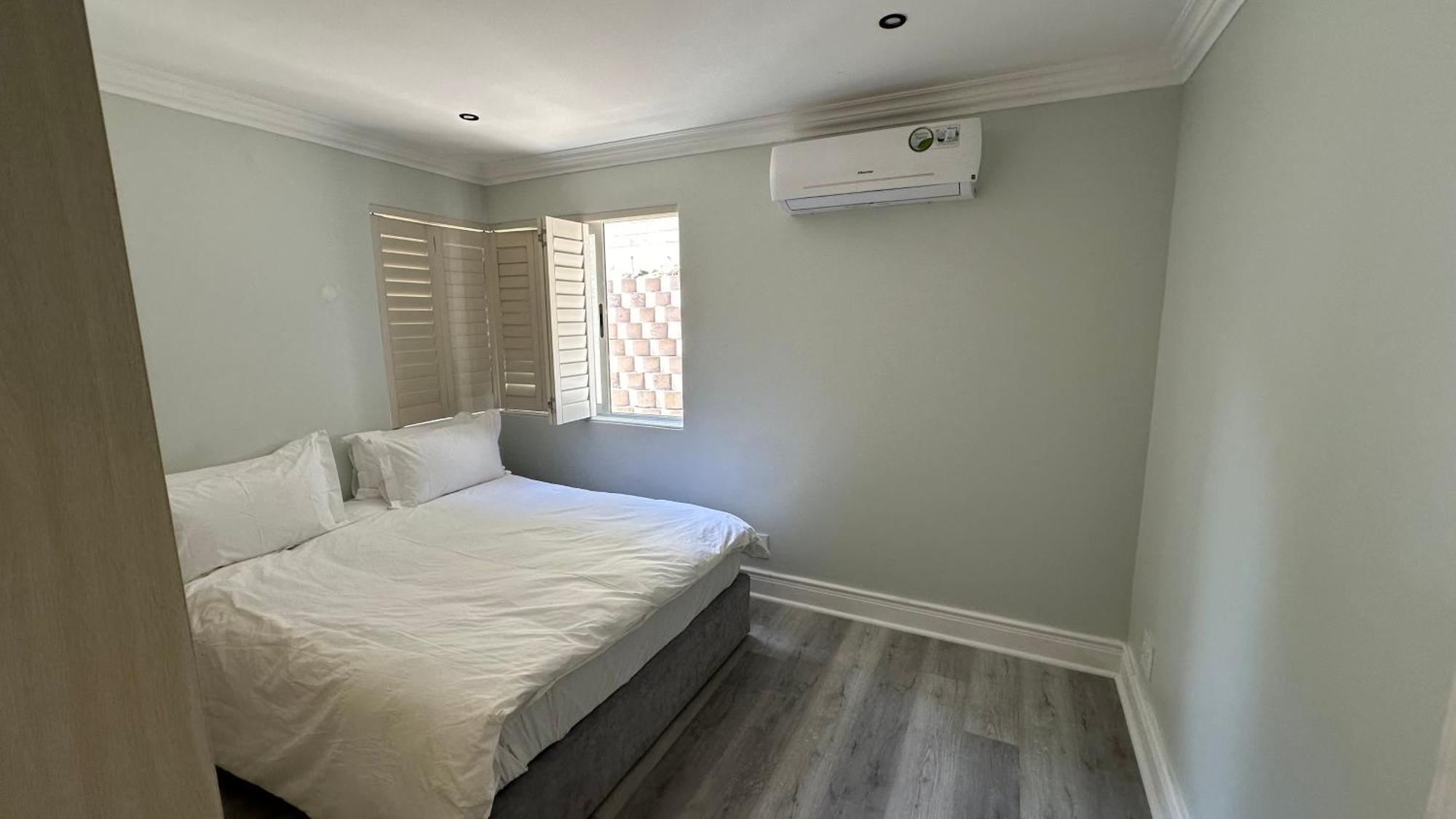 Oceansnest Guest House Bloubergstrand Bagian luar foto